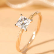 18K Yellow Gold Princess Cut Diamond Twist Engagement Ring Set-Evani Naomi Jewelry