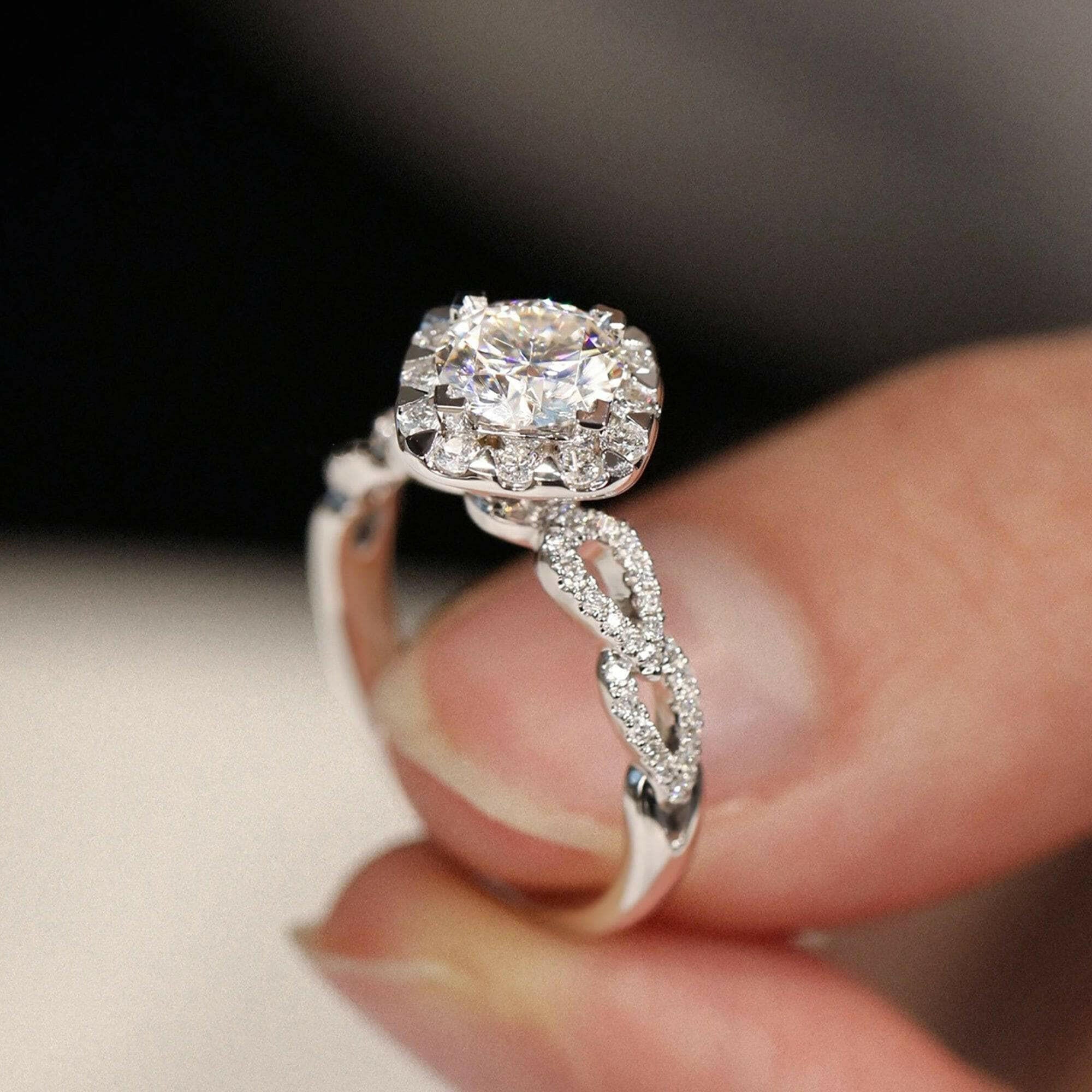 18k White Gold Antique Round Cut Diamond Engagement Ring-Evani Naomi Jewelry