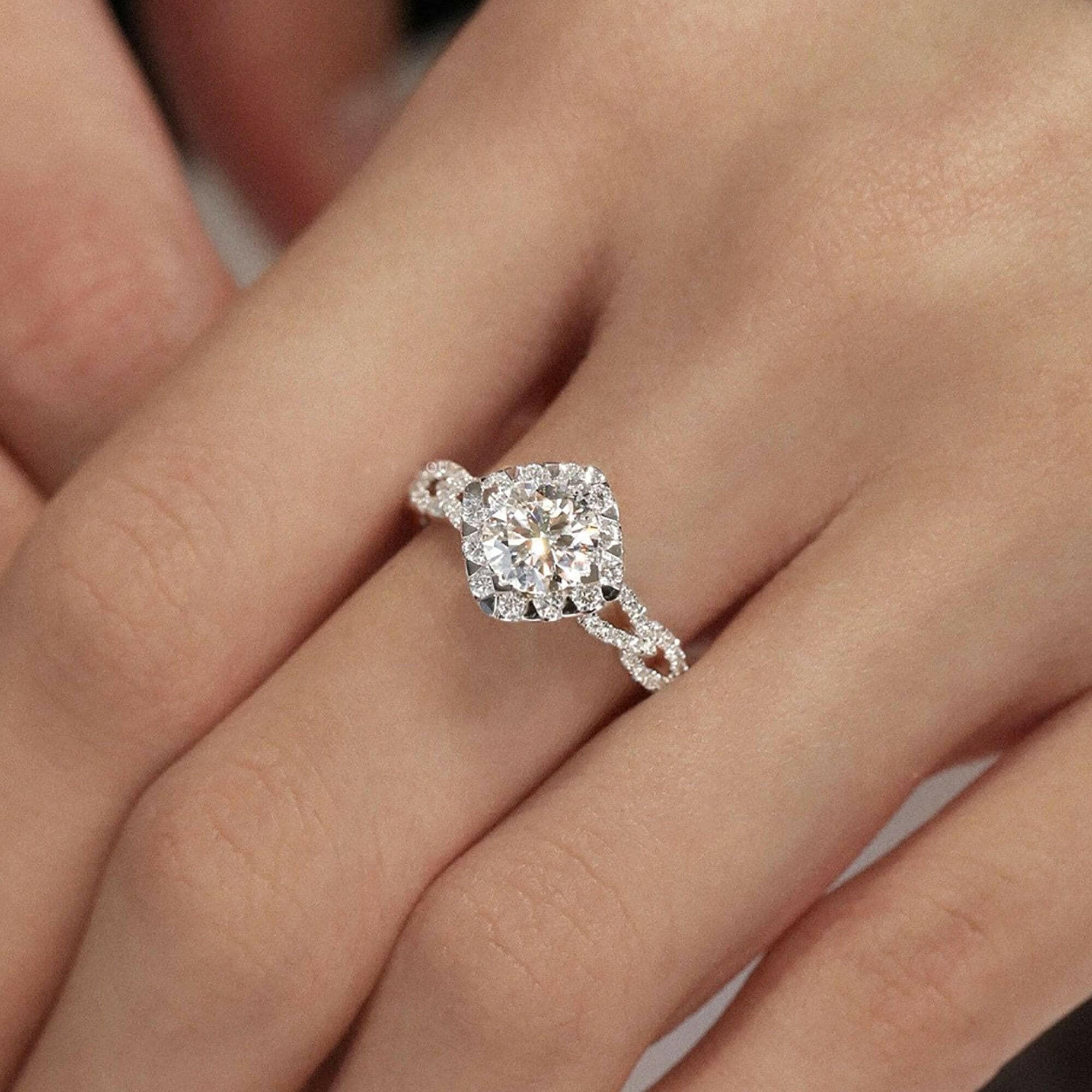 18k White Gold Antique Round Cut Diamond Engagement Ring-Evani Naomi Jewelry