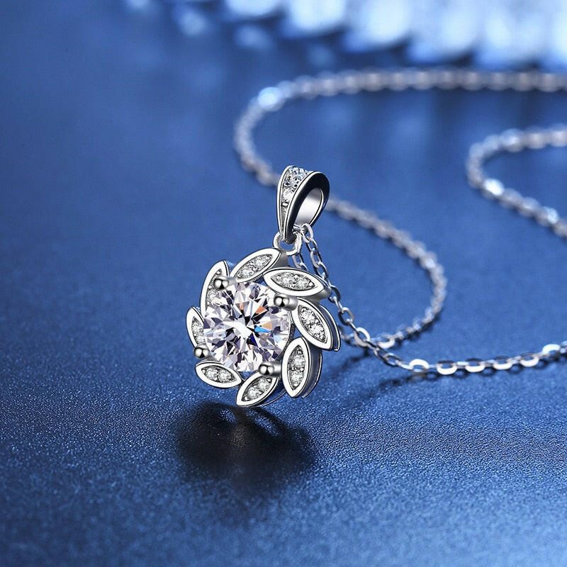 1.0 Ct Diamond Flower Pendant Necklace-Evani Naomi Jewelry