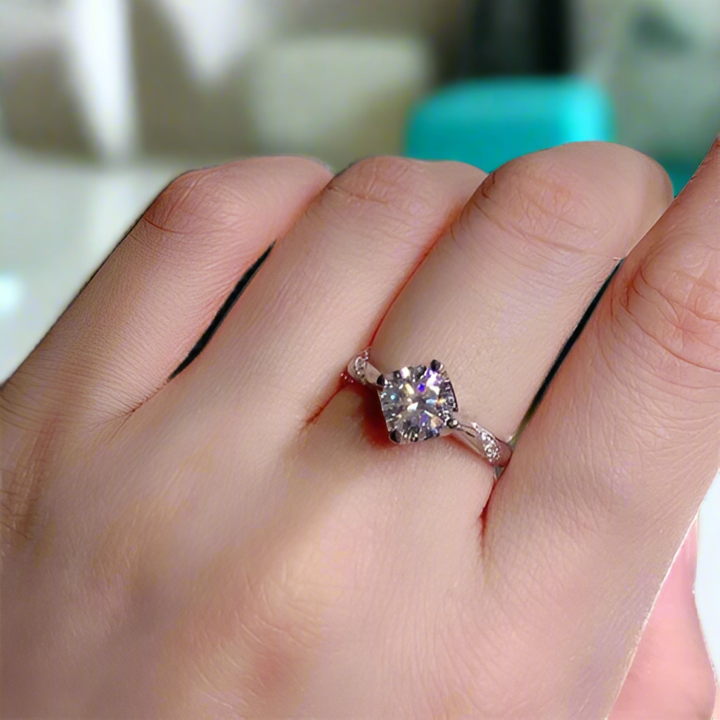 1.0 Ct Round Cut Diamond Engagement Ring-Evani Naomi Jewelry