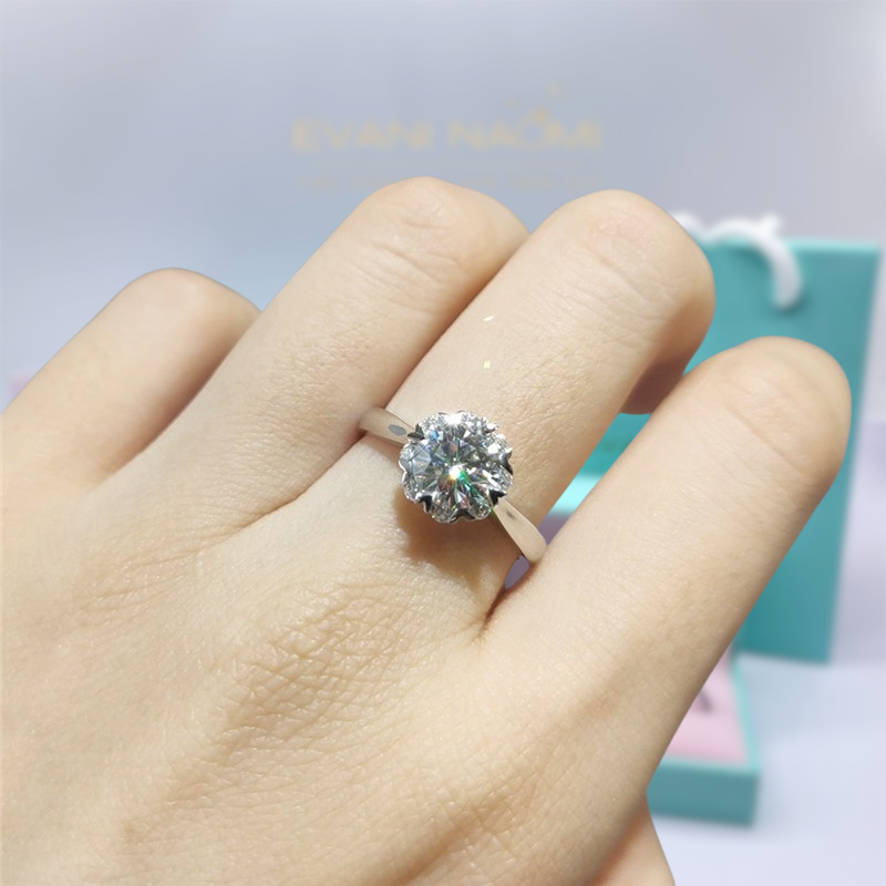 1.0 Ct Round Cut Diamond Engagement Ring with Heart Claws-Evani Naomi Jewelry