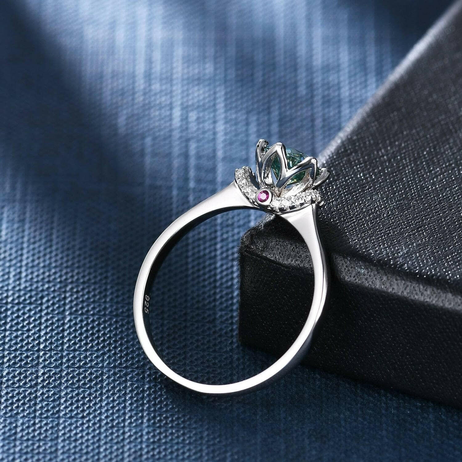 1.0 Ct Round Cut Green Diamond Engagement Ring-Evani Naomi Jewelry