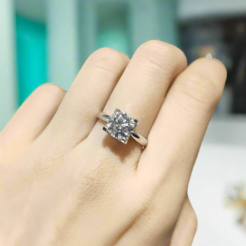 3.0 Ct Round Cut Diamond Cow Head Engagement Ring-Evani Naomi Jewelry