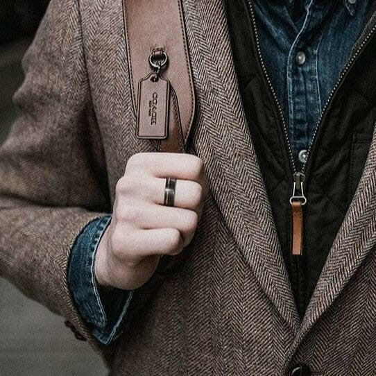 Asymmetric Gold Thread Two Tone Tungsten Wedding Band-Evani Naomi Jewelry