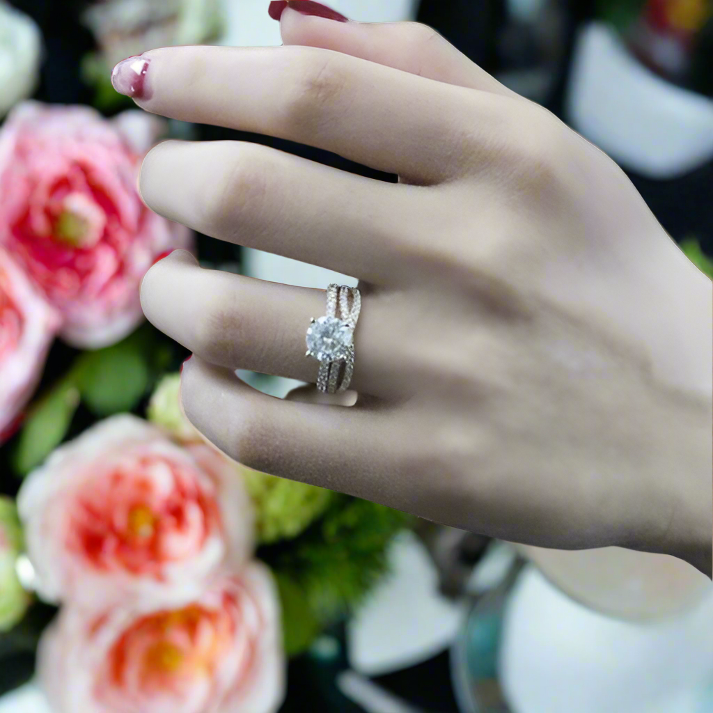 Classic 14K Yellow Gold Round Cut Diamond Bridal Set-Evani Naomi Jewelry