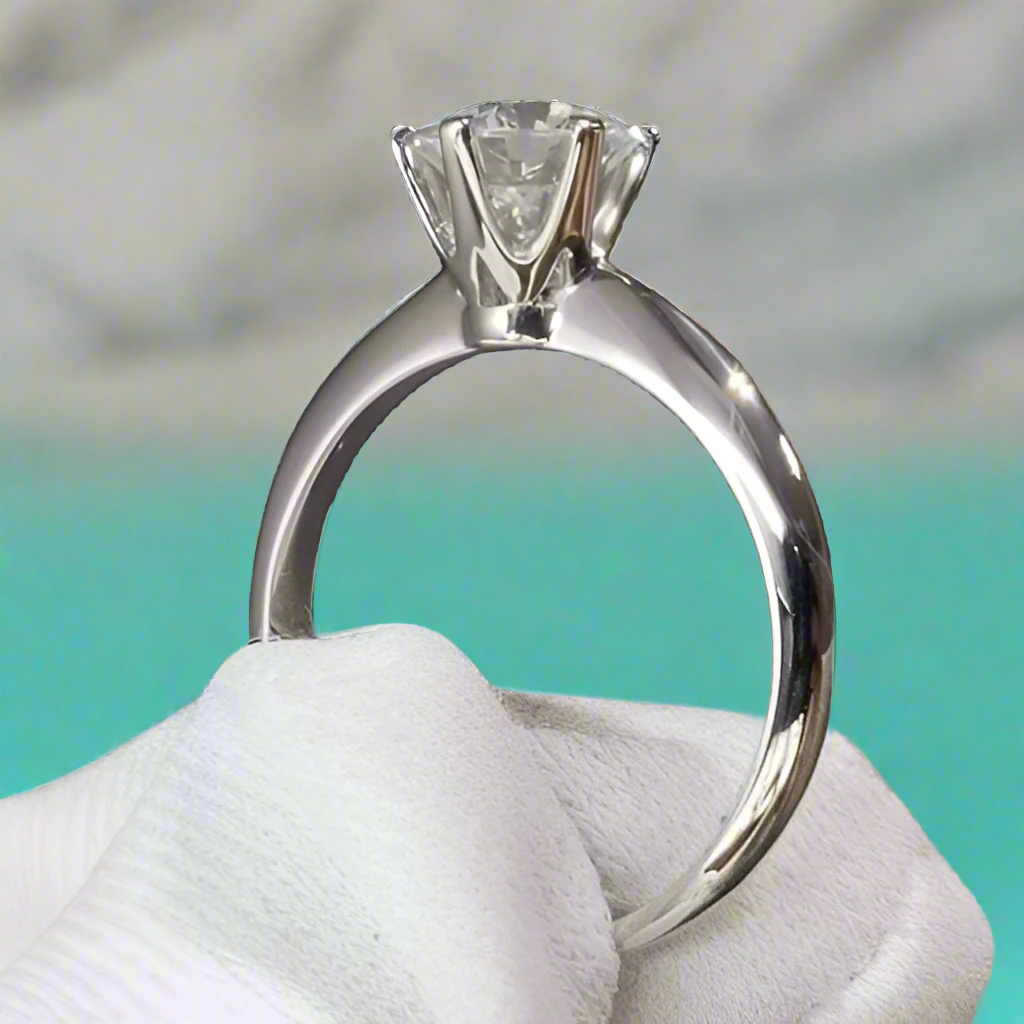 Classic 18K White Gold 1.0 Ct Round Cut Diamond Engagement Ring-Evani Naomi Jewelry