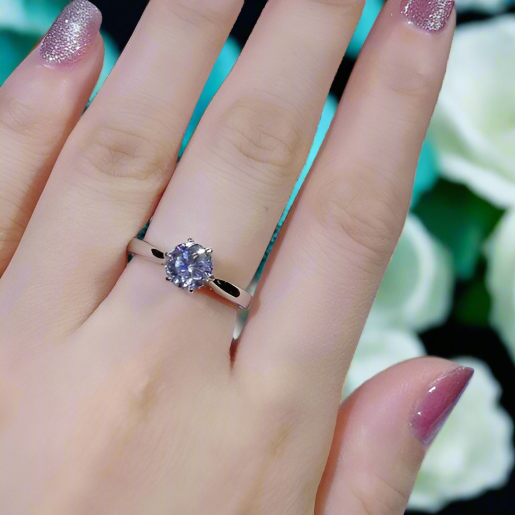 Classic 1.0 Carat Round Cut Diamond Engagement Ring-Evani Naomi Jewelry