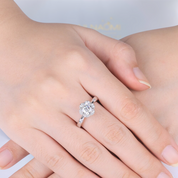 Classic 1.0 Ct Diamond Flower Shaped Engagement Ring-Evani Naomi Jewelry