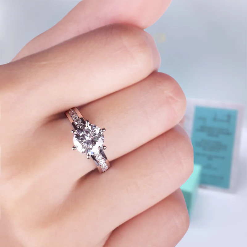 Classic 2.0 Ct Round Diamond Engagement Ring-Evani Naomi Jewelry