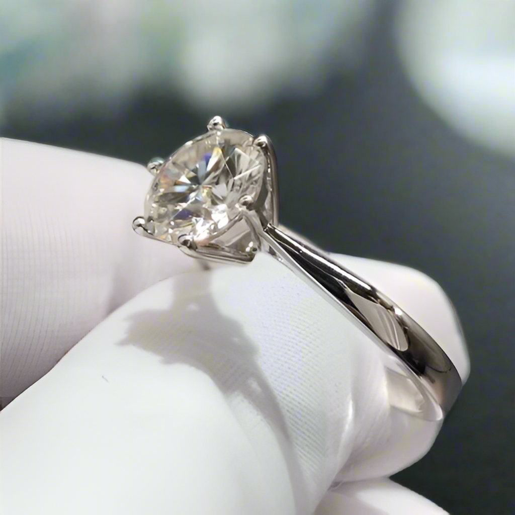 Classic 3.0 Ct Round Diamond Engagement Ring-Evani Naomi Jewelry