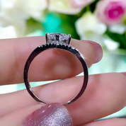 Crown Style 1.0 Ct Round Cut Diamond Engagement Ring-Evani Naomi Jewelry