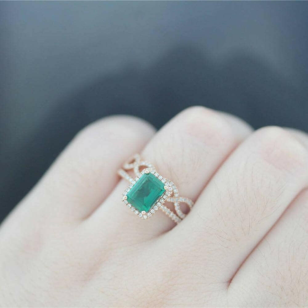 Emerald Cut Green Diamond 14K Rose Gold Wedding Ring Set-Evani Naomi Jewelry