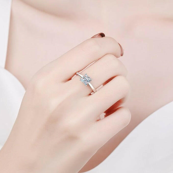 Princess Cut 1ct Sparkling Diamond Classic 4 Claw Engagement Ring-Evani Naomi Jewelry