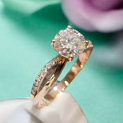 Round Cut 1.0 Ct Diamond 18K Rose Gold Engagement Ring-Evani Naomi Jewelry