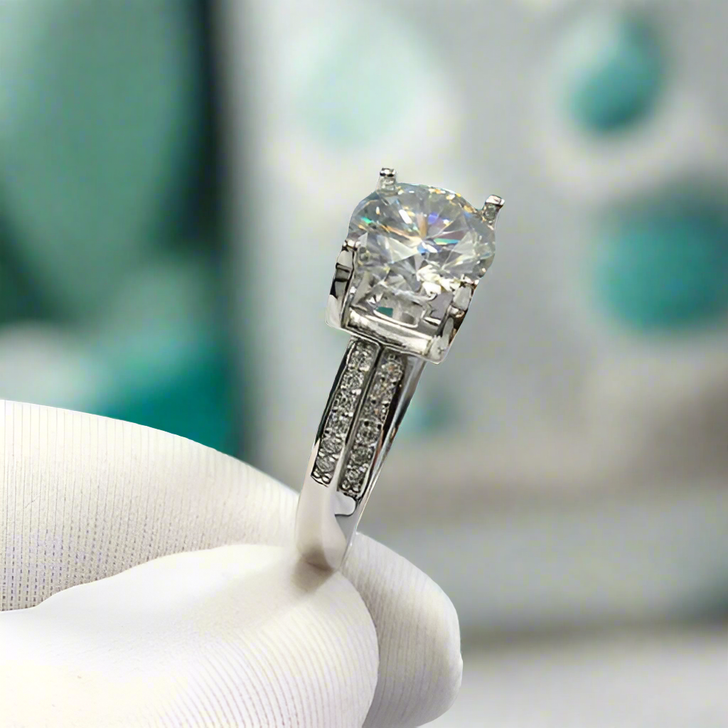 Round Cut Diamond Cow Head Engagement Ring-Evani Naomi Jewelry