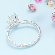 Round Cut Diamond Twist Band Solitaire Engagement Ring-Evani Naomi Jewelry