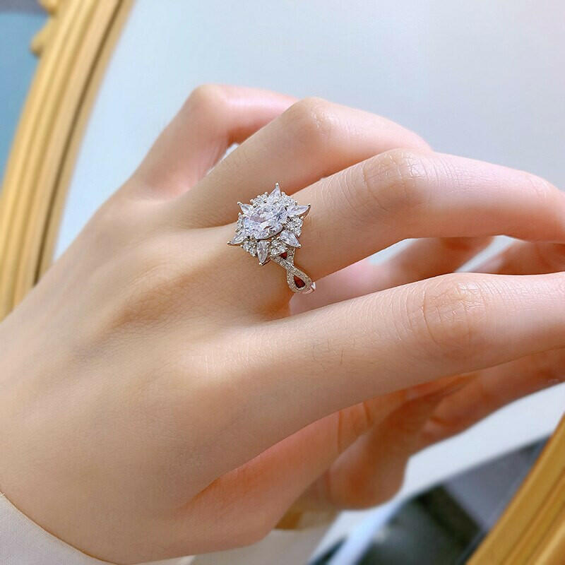 Vintage 1.5 Ct Oval Cut Diamond Wedding Ring-Evani Naomi Jewelry