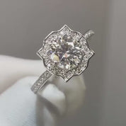 1.0 Ct Round Cut Diamond Engagement Ring
