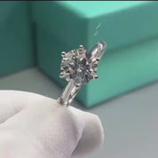 Round Cut 2.0 Ct Diamond Engagement Ring