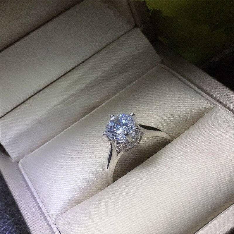 1ct Round Cut VVS1 Diamond Engagement Ring-Evani Naomi Jewelry
