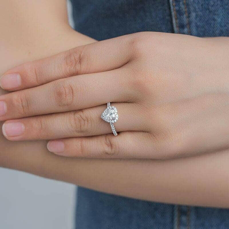 Brilliant 1.00 ct Heart-cut Halo Diamond Engagement Ring-Evani Naomi Jewelry