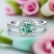 Classic 1.00 ct Round Delicate Halo Diamond Engagement Ring-Evani Naomi Jewelry