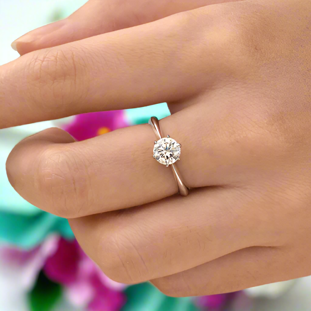 Classic Round-cut 1.00 ct Diamond Engagement Ring-Evani Naomi Jewelry