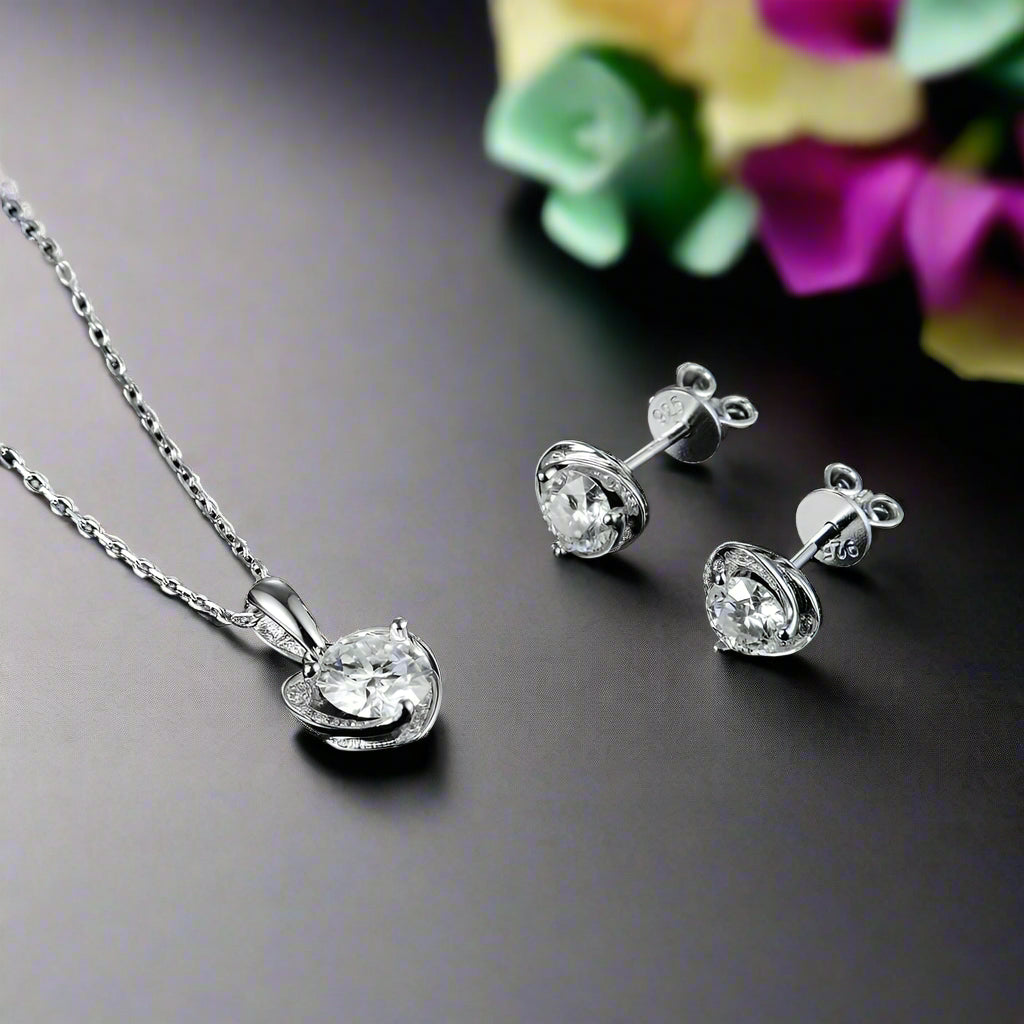 Elegant Heart-Shaped Diamond Jewelry Set-Evani Naomi Jewelry