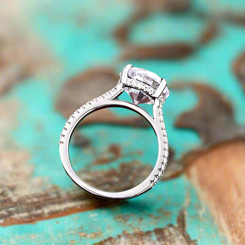 Luxurious 4.0 Ct Round Cut Engagement Ring-Evani Naomi Jewelry