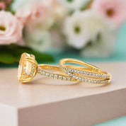 Oval Cut 3.5ct Yellow Sapphire Yellow Gold Bridal Set-Evani Naomi Jewelry