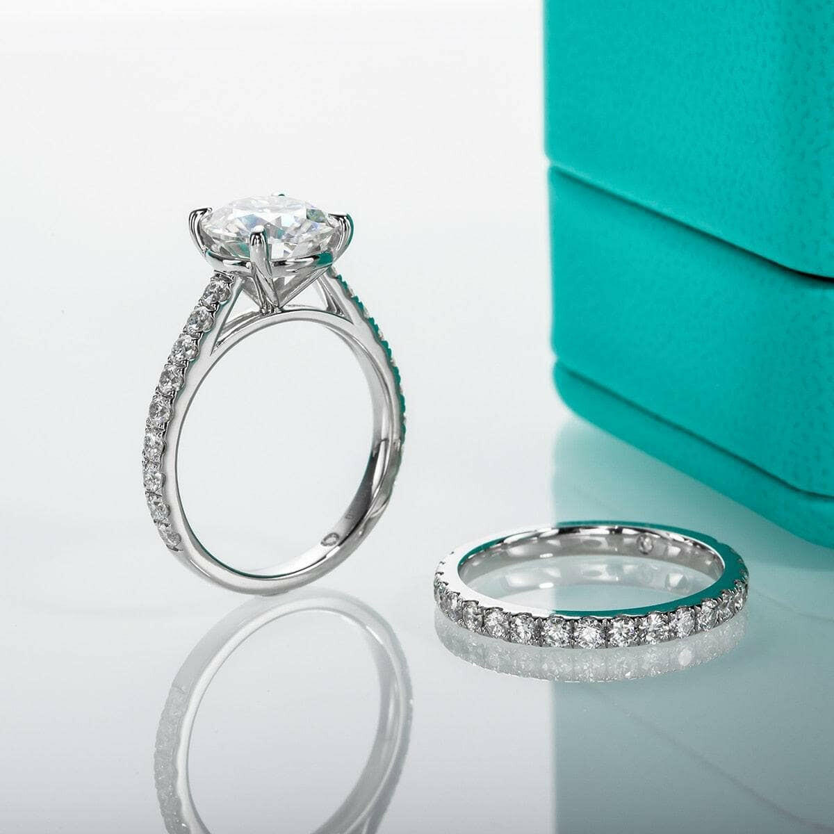 Round-cut 3.0 ct Diamond Bridal Set-Evani Naomi Jewelry