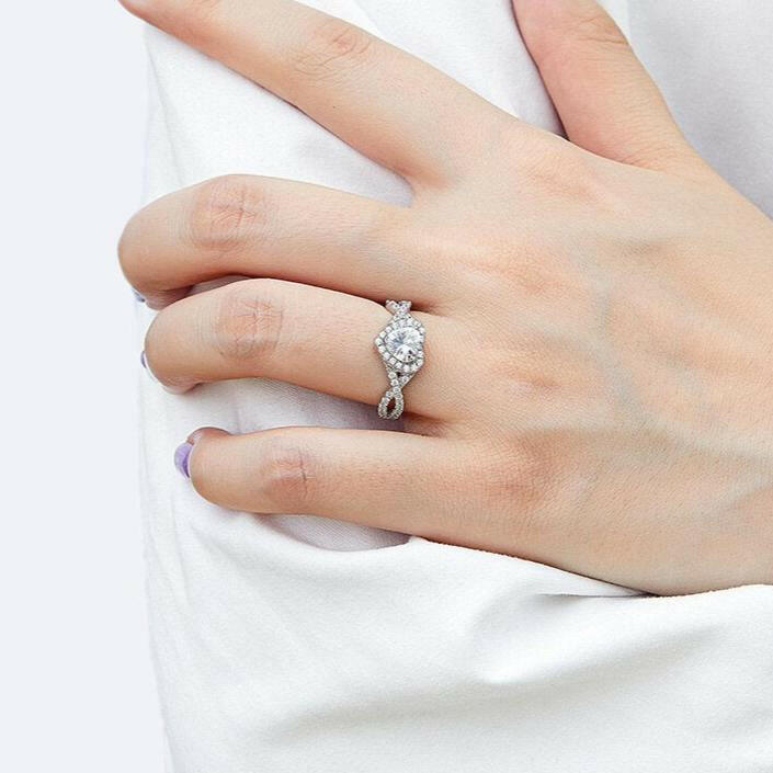 0.8 Ct Heart Diamond Halo Engagement Ring-Evani Jewelry