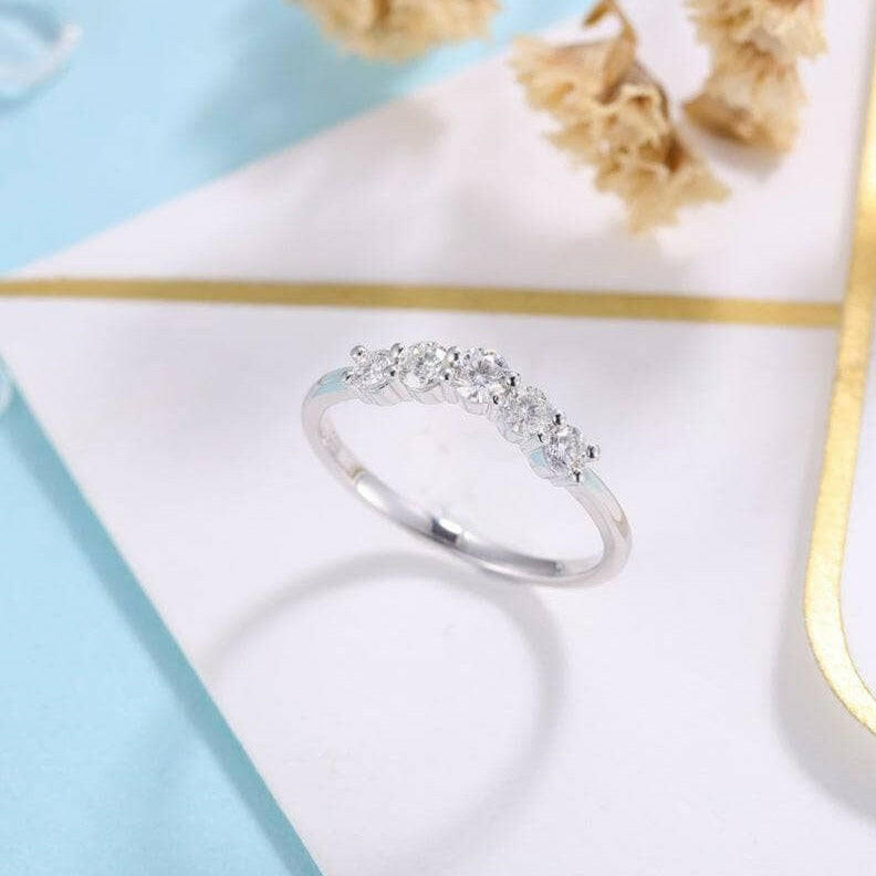 14K White Gold Round Cut Diamond Classic Wedding Band-Evani Naomi Jewelry