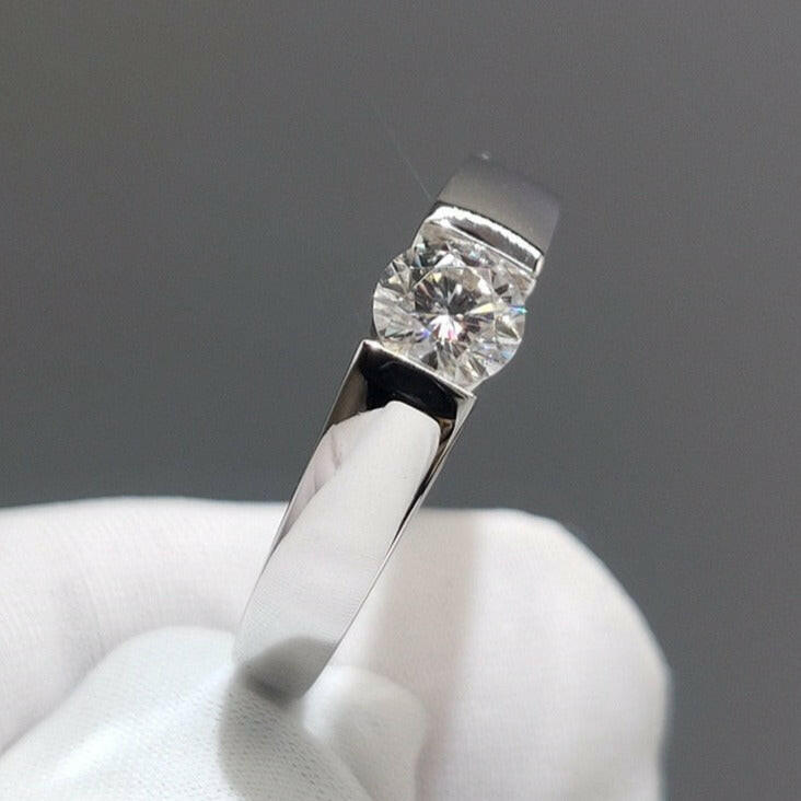 18K White Gold 0.5 Ct Round Cut Diamond Mens Wedding Band-Evani Naomi Jewelry