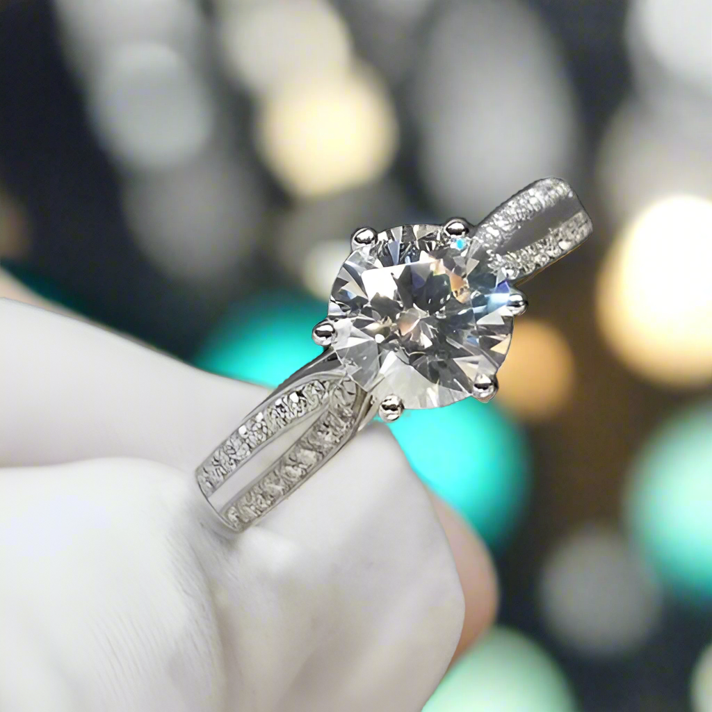 18K White Gold 1.0 Ct Round Diamond Engagement Ring-Evani Jewelry