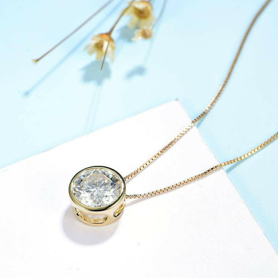 18K Yellow Gold 5.0 Ct Round Diamond Pendant Necklace-Evani Naomi Jewelry