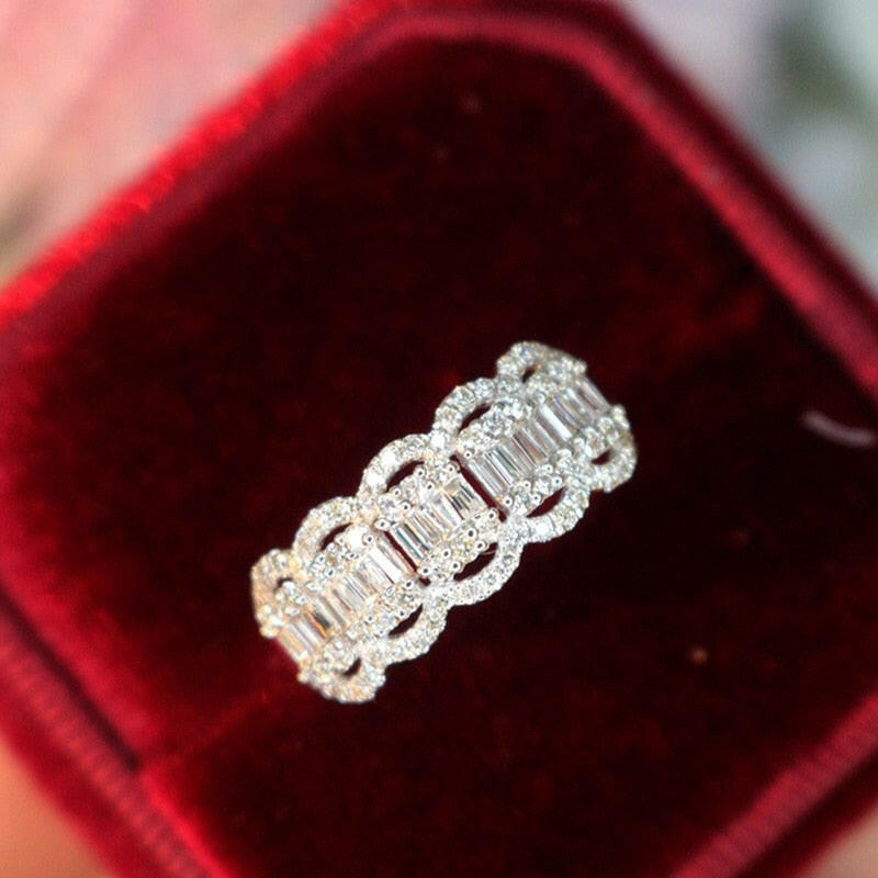18k Solid Gold Diamond Wedding Band-Evani Naomi Jewelry