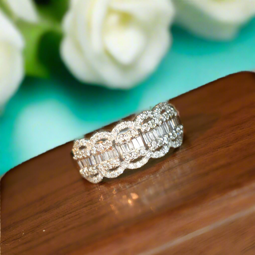 18k Solid Gold Diamond Wedding Band-Evani Naomi Jewelry