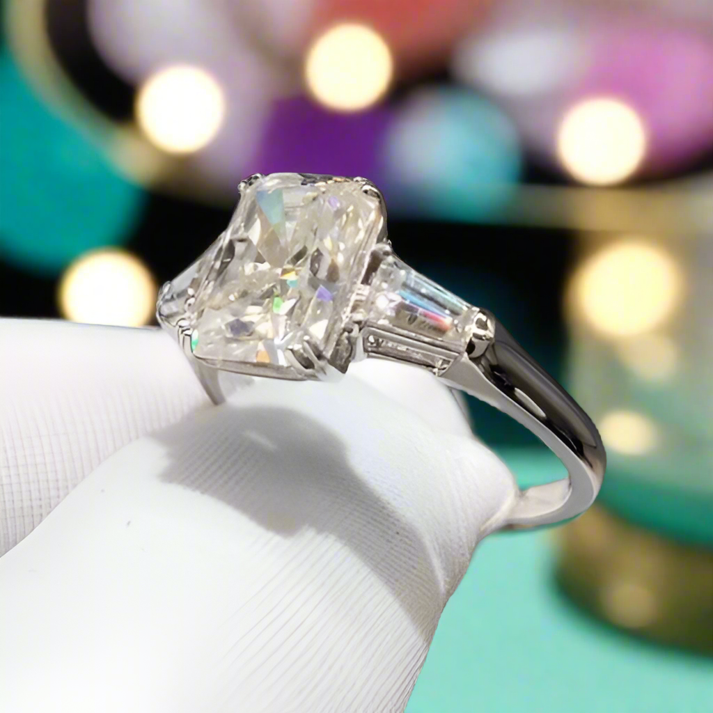 18k White Gold 3.0 Ct Radiant Cut Diamond Engagement Ring-Evani Jewelry