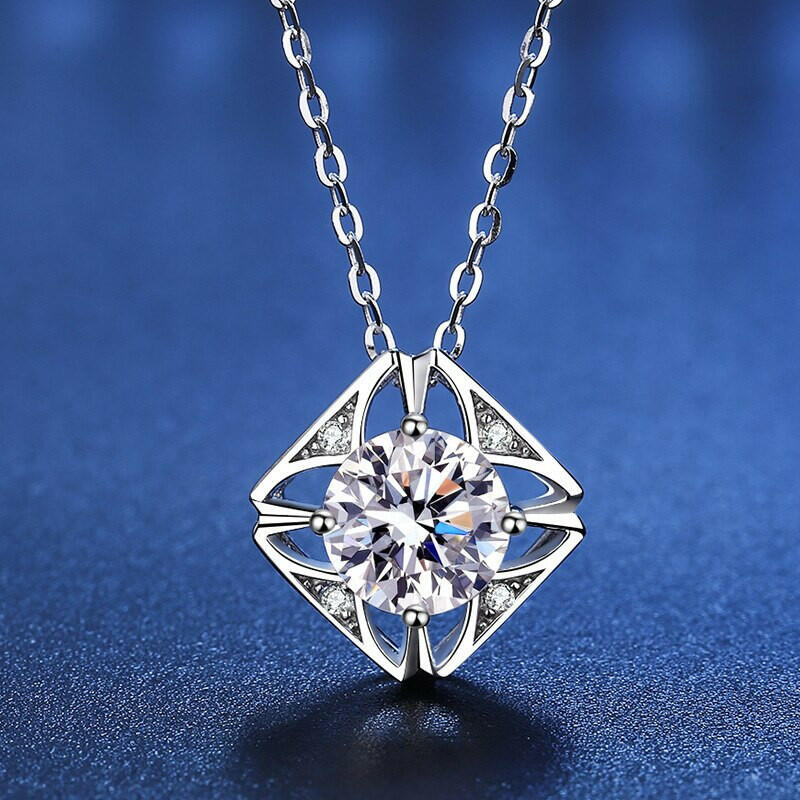 1.0 Ct Diamond Classic Pendant Necklace-Evani Naomi Jewelry