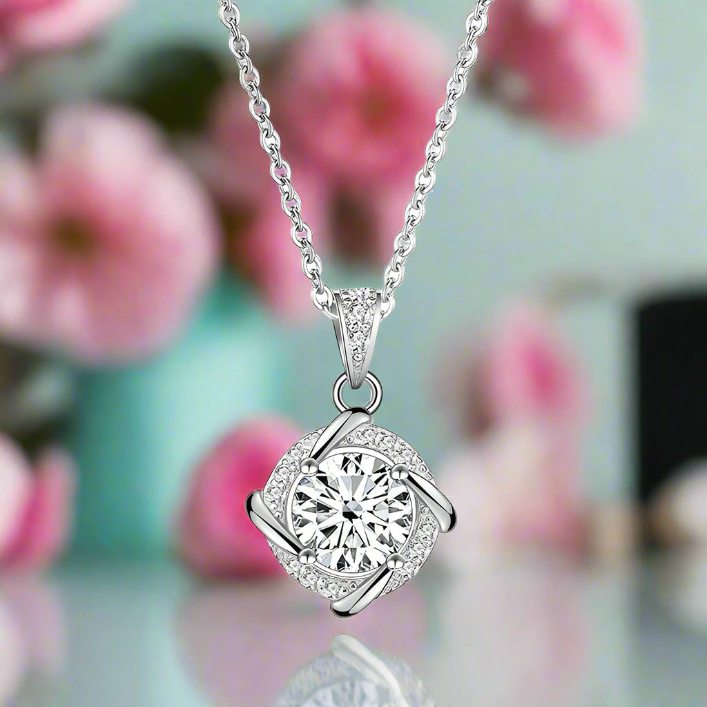 1.0 Ct Diamond Clavicle Pendant Necklace-Evani Naomi Jewelry