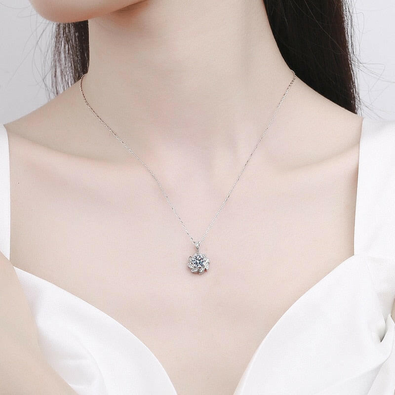 1.0 Ct Diamond Flower Pendant Necklace-Evani Naomi Jewelry