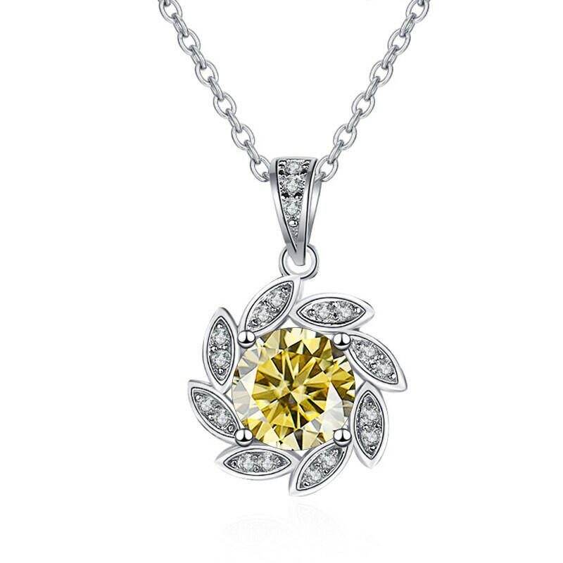 1.0 Ct Diamond Flower Pendant Necklace-Evani Naomi Jewelry