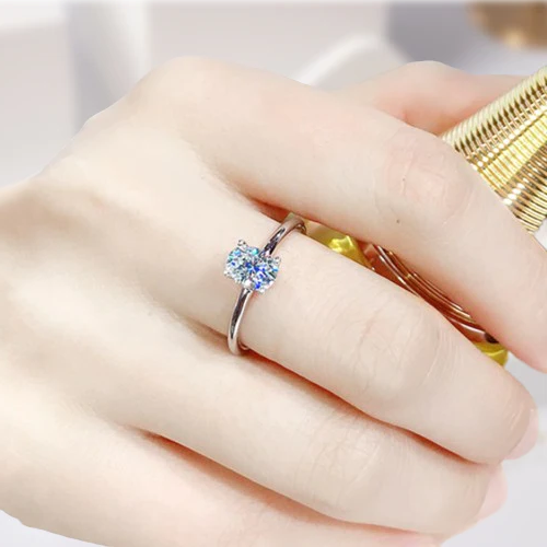 1.0 Ct Oval-Cut Solitaire Diamond Engagement Ring-Evani Naomi Jewelry