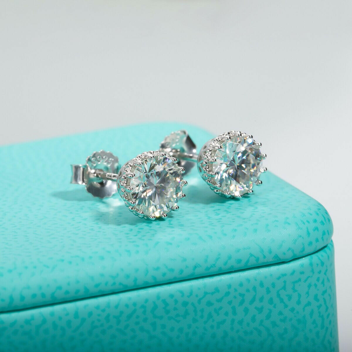 1.0 Ct Round Cut Diamond Stud Earrings-Evani Naomi Jewelry