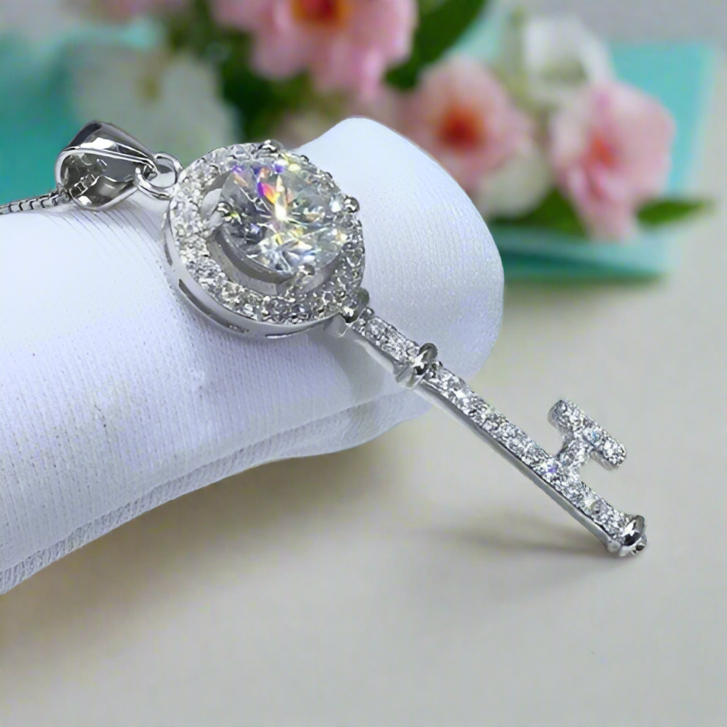 1.0 Ct Round Diamond Cute Key Shape Pendant Necklace-Evani Naomi Jewelry