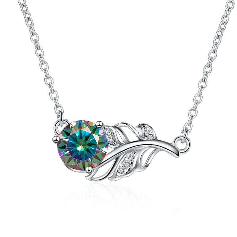 1.0 Ct Round Diamond Lucky Leaf Necklace-Evani Naomi Jewelry