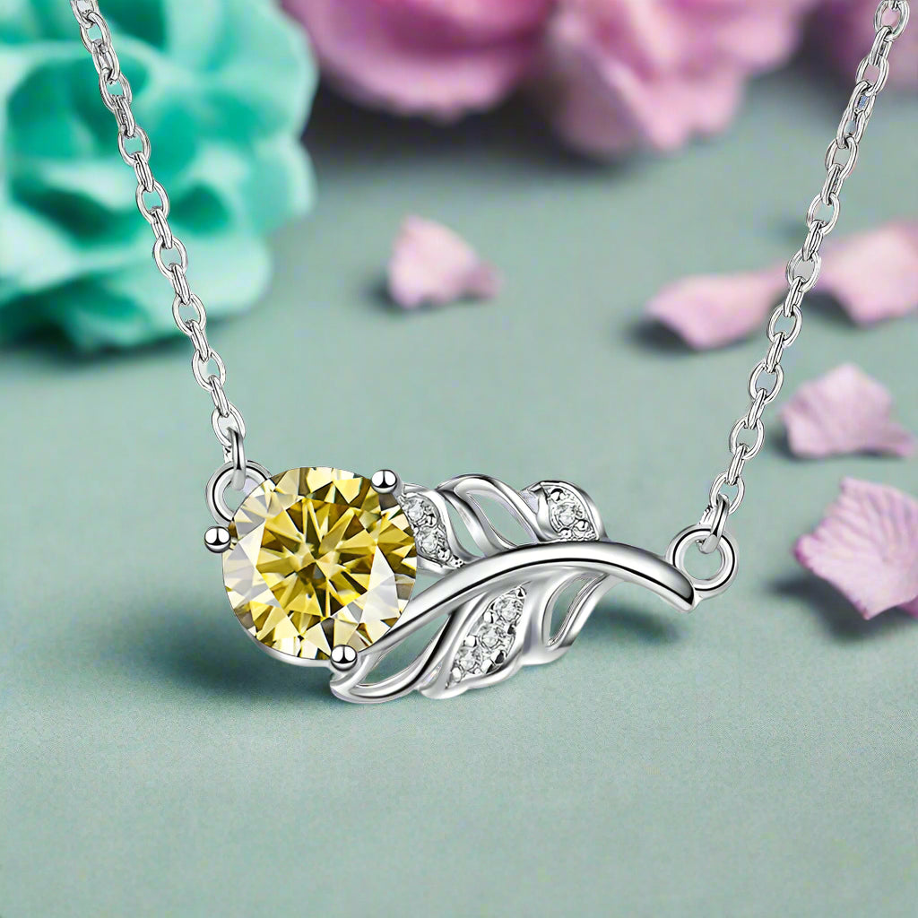 1.0 Ct Round Diamond Lucky Leaf Necklace-Evani Naomi Jewelry