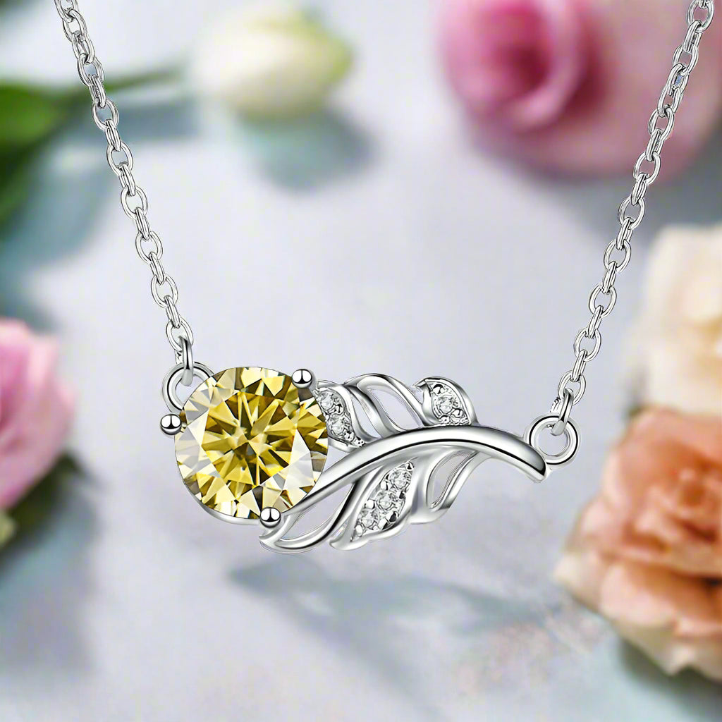 1.0 Ct Round Diamond Lucky Leaf Necklace-Evani Naomi Jewelry